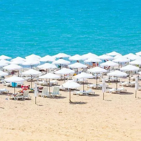 Sarafovo Marine Club *